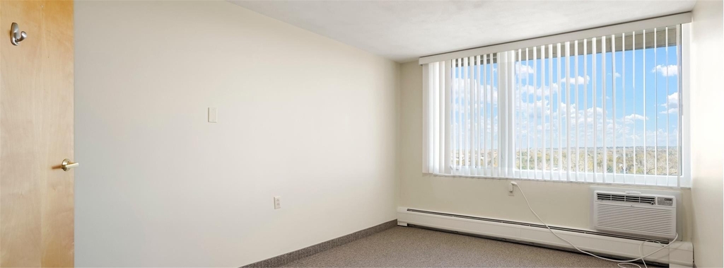 1055 Adams Circle - Photo 6