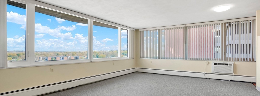 1055 Adams Circle - Photo 1