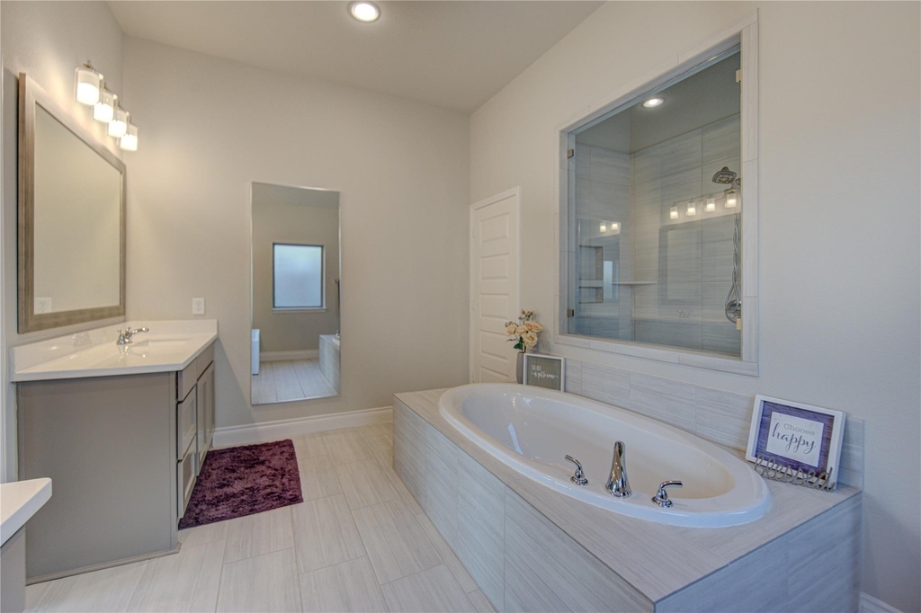 1930 Creekwood Cove - Photo 27