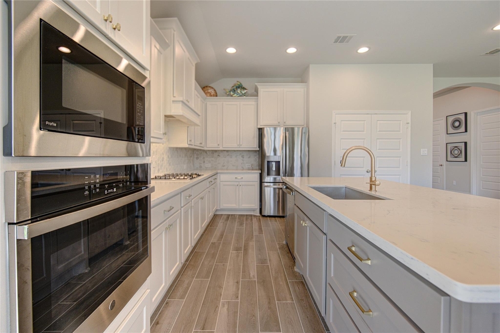1930 Creekwood Cove - Photo 20