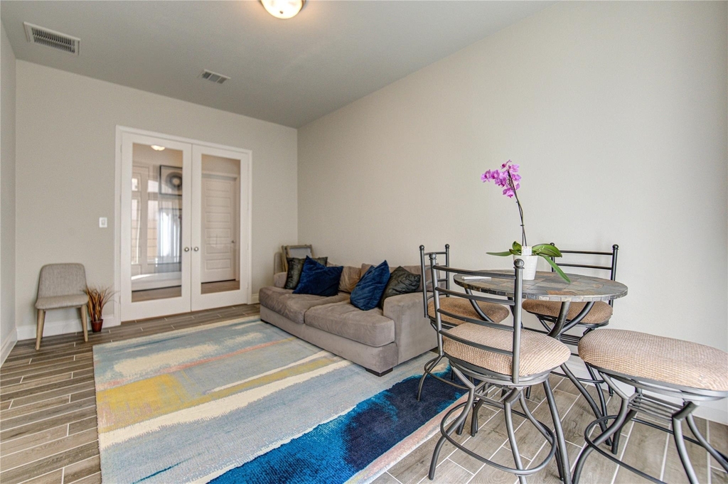 1930 Creekwood Cove - Photo 21