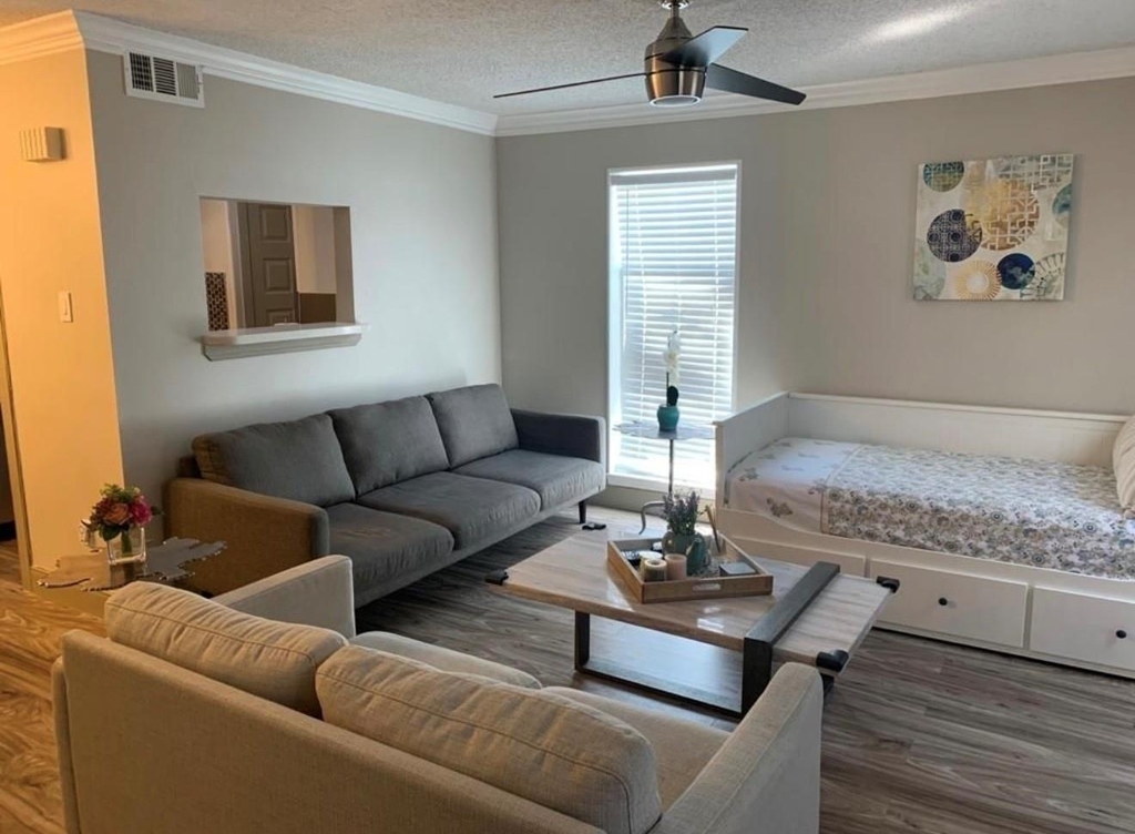 6402 Del Monte Drive - Photo 2