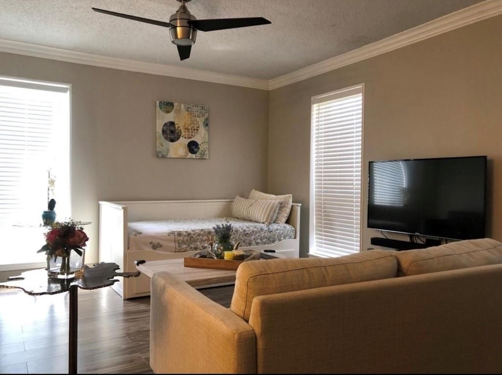 6402 Del Monte Drive - Photo 9