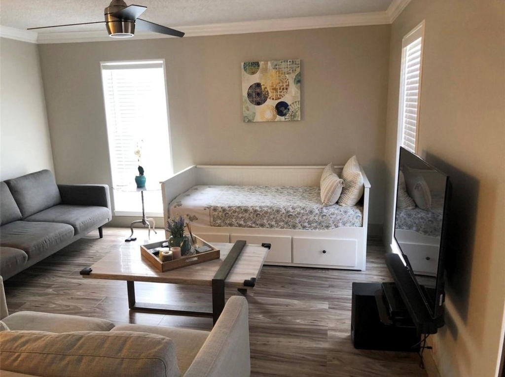 6402 Del Monte Drive - Photo 3
