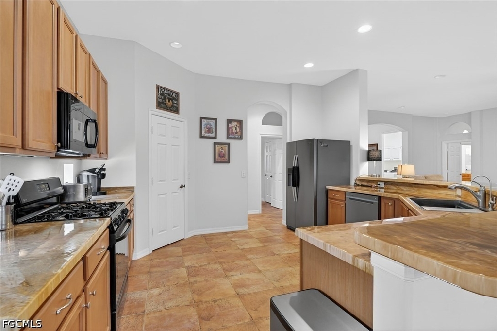 11801 Pine Timber Lane - Photo 16
