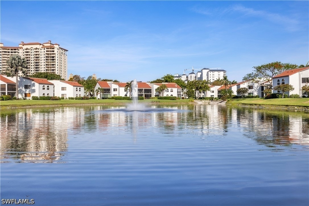 565 Beachwalk Circle - Photo 5