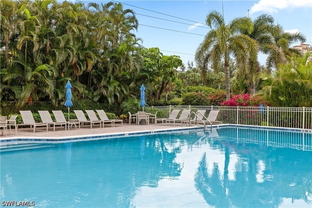 565 Beachwalk Circle - Photo 29