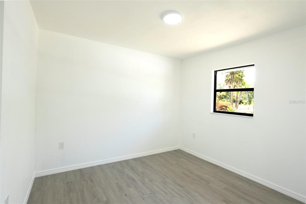 14820 Atlantic Avenue - Photo 14