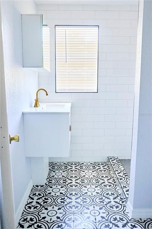3917 E Hanna Avenue - Photo 6
