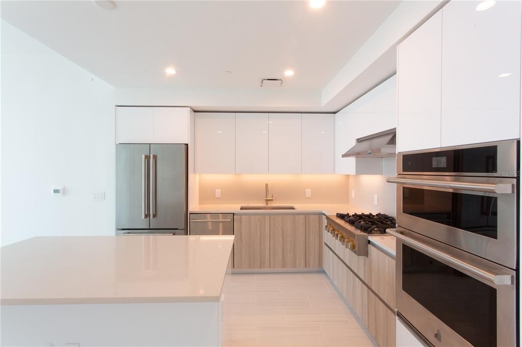 400 Central Avenue - Photo 3
