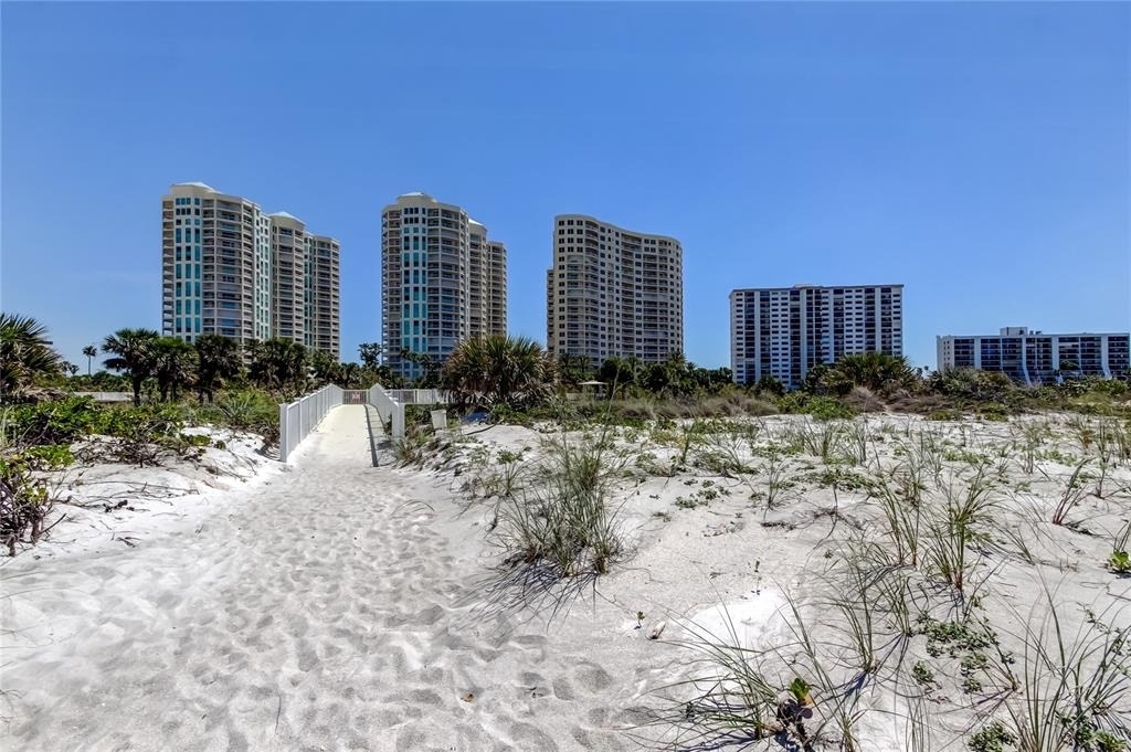 1200 Gulf Boulevard - Photo 5