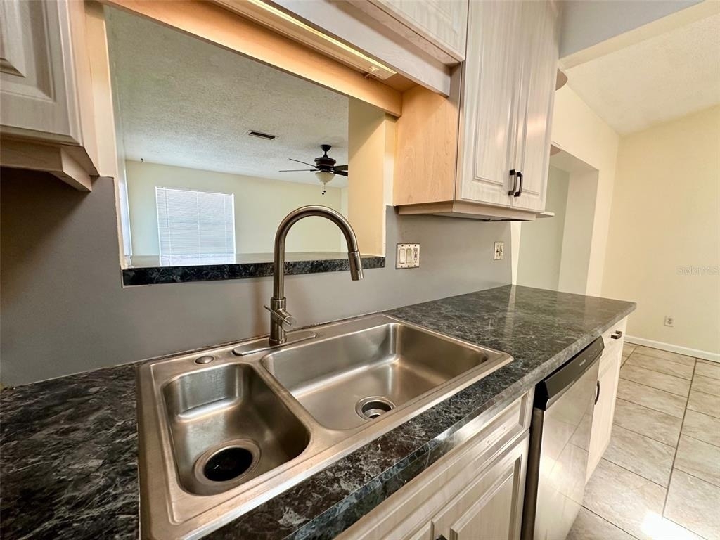 9099 108th Avenue - Photo 4