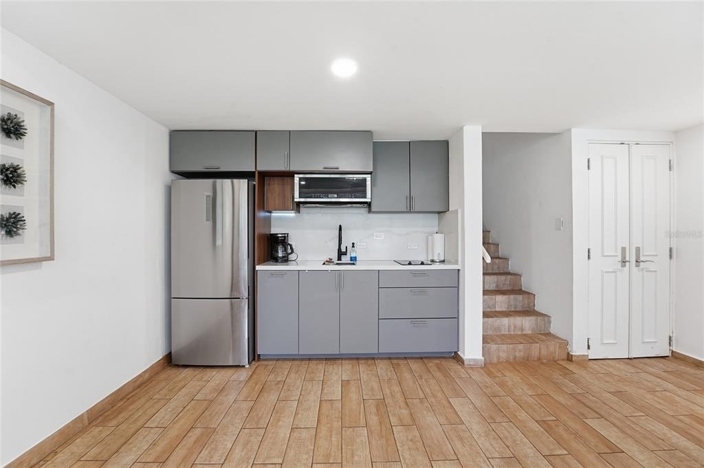 83 Beach Village Dr - Photo 2