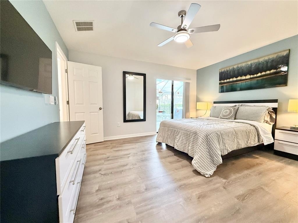 2136 Victoria Drive - Photo 15