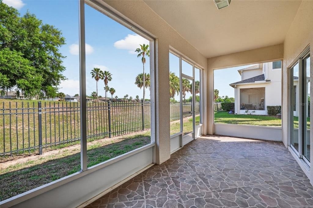 1323 Priory Circle - Photo 33