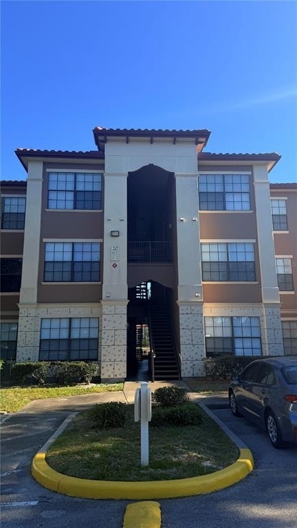 6137 Metrowest Boulevard - Photo 0