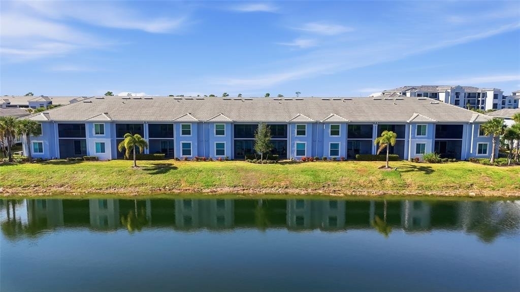 14204 Heritage Landing Boulevard - Photo 33