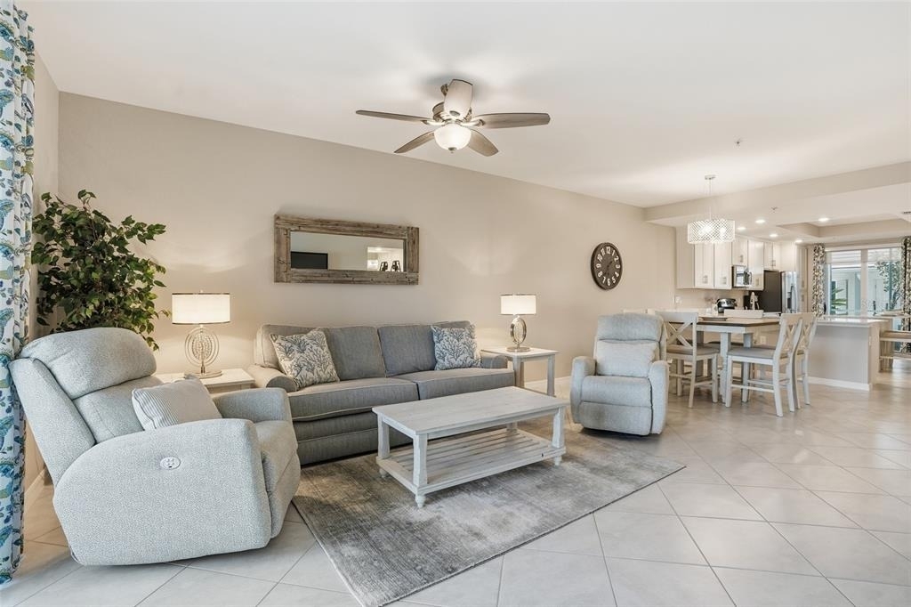 14204 Heritage Landing Boulevard - Photo 8