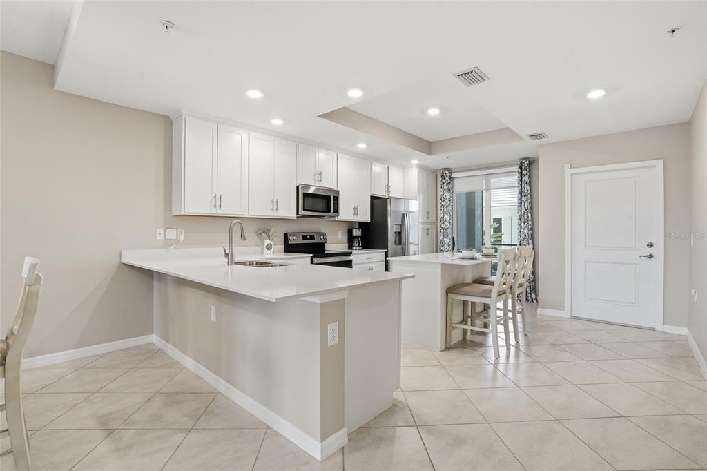 14204 Heritage Landing Boulevard - Photo 12