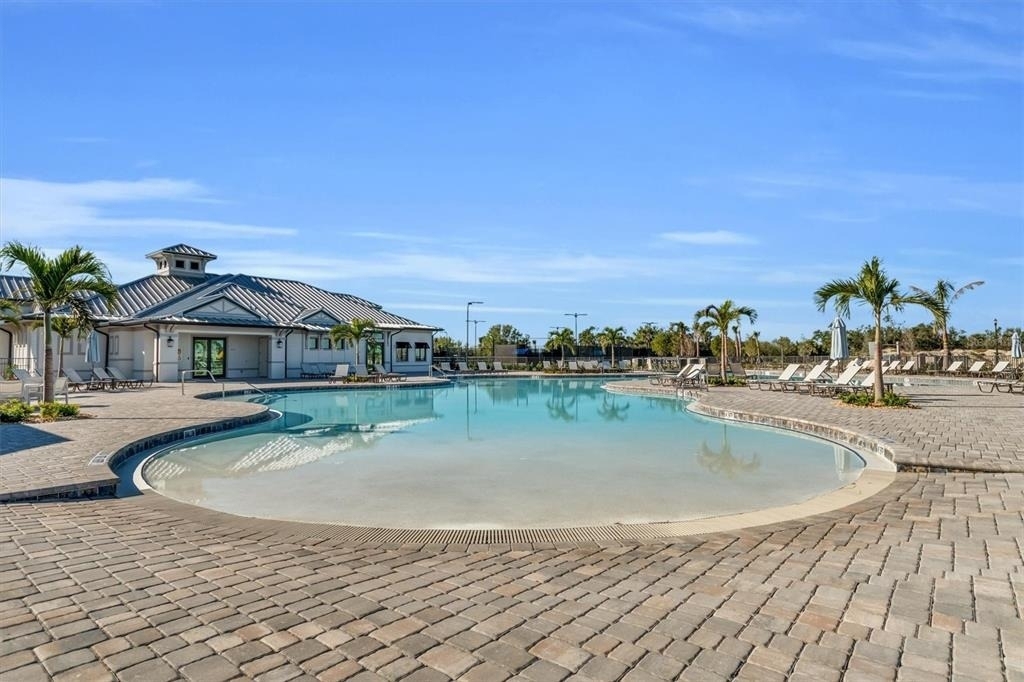 14204 Heritage Landing Boulevard - Photo 52