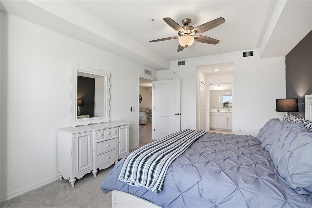 14204 Heritage Landing Boulevard - Photo 21