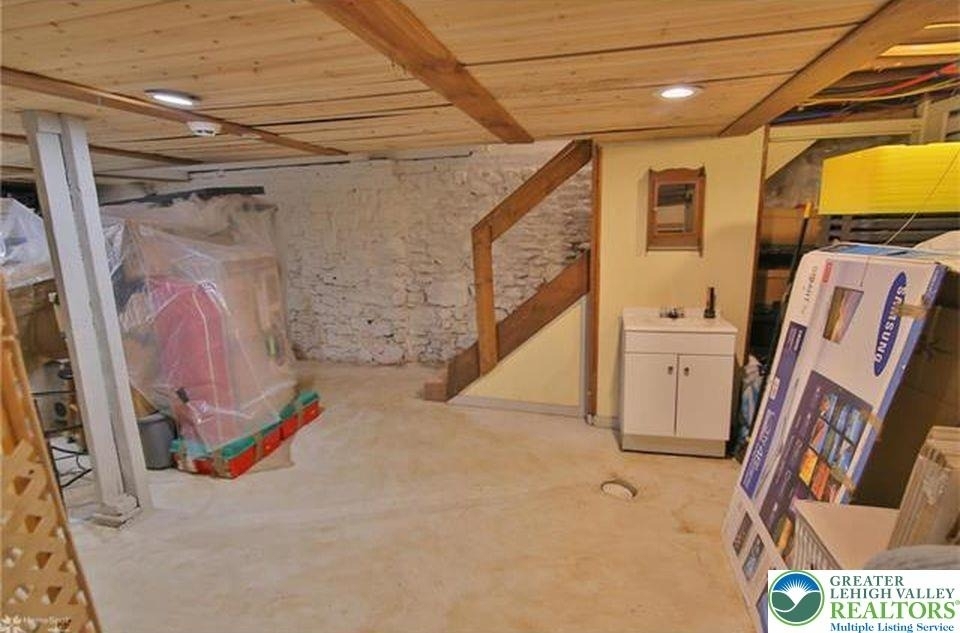 325 N 8th Street - Photo 10