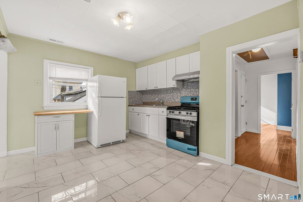1504 Iranistan Avenue - Photo 10