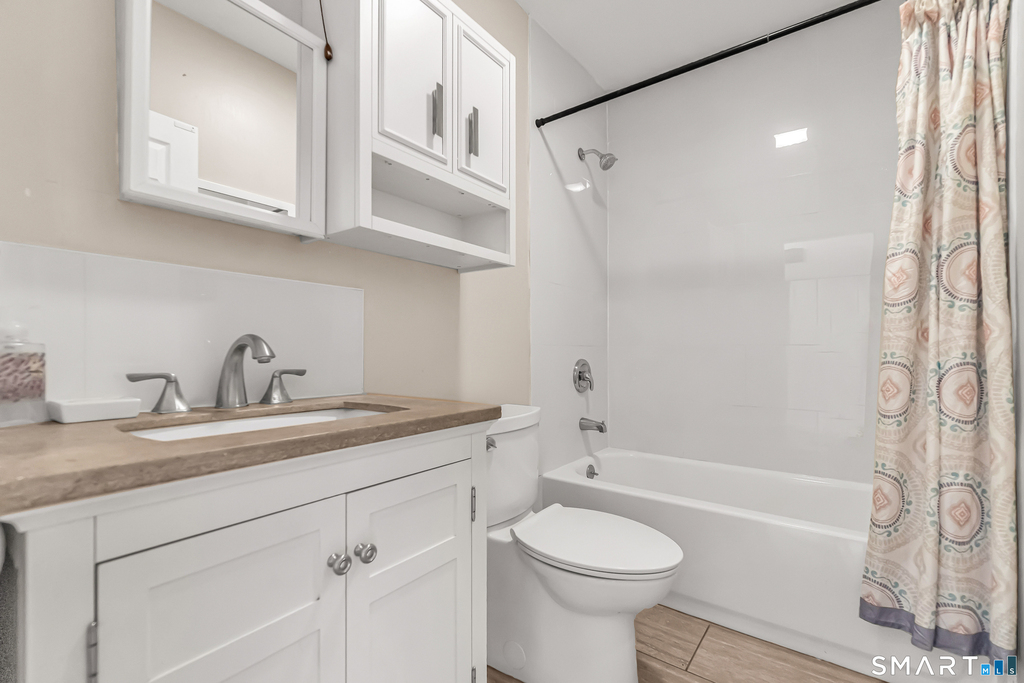 1504 Iranistan Avenue - Photo 8