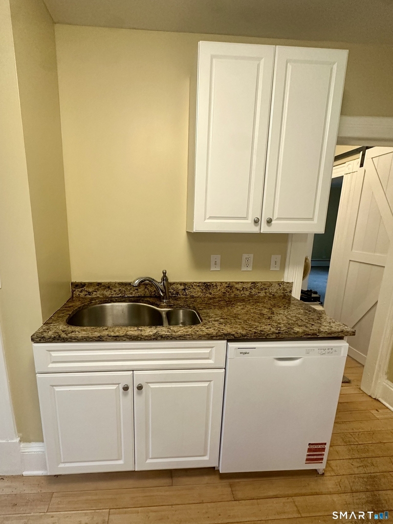 134 Queen Street - Photo 18