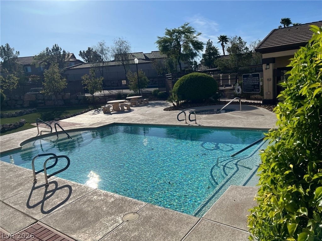 2291 W Horizon Ridge Parkway - Photo 27