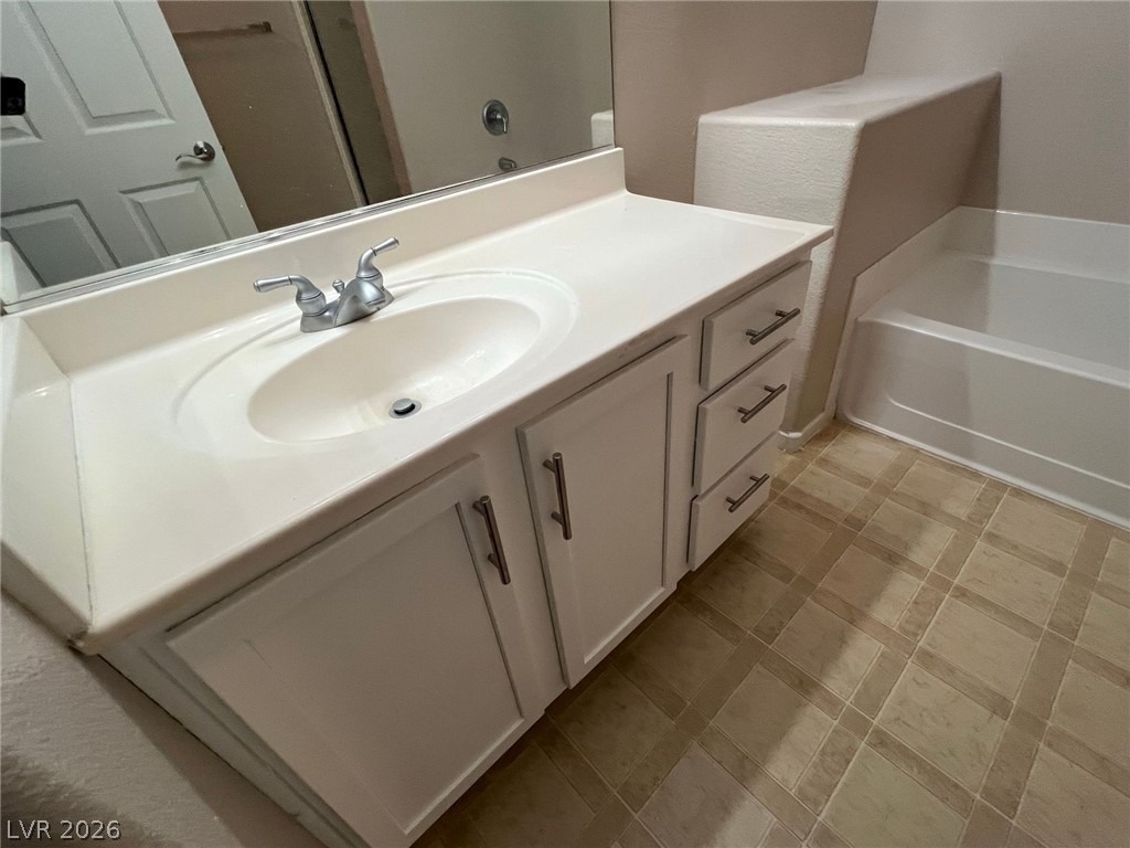 2291 W Horizon Ridge Parkway - Photo 20