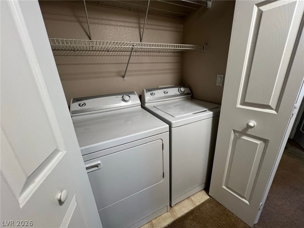 2291 W Horizon Ridge Parkway - Photo 25