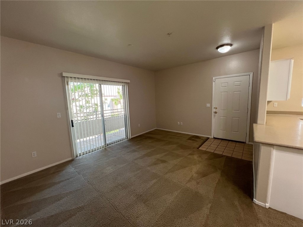 2291 W Horizon Ridge Parkway - Photo 15