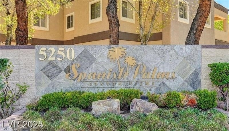 5250 S Rainbow Boulevard - Photo 1