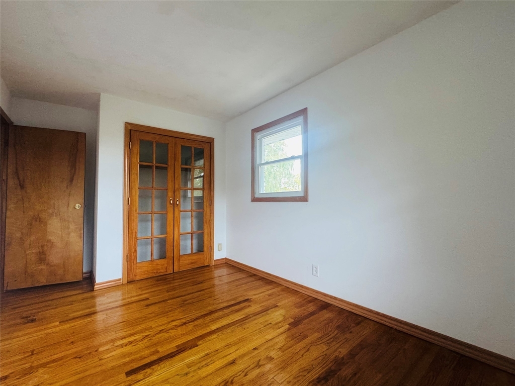 300 Rano Boulevard - Photo 11