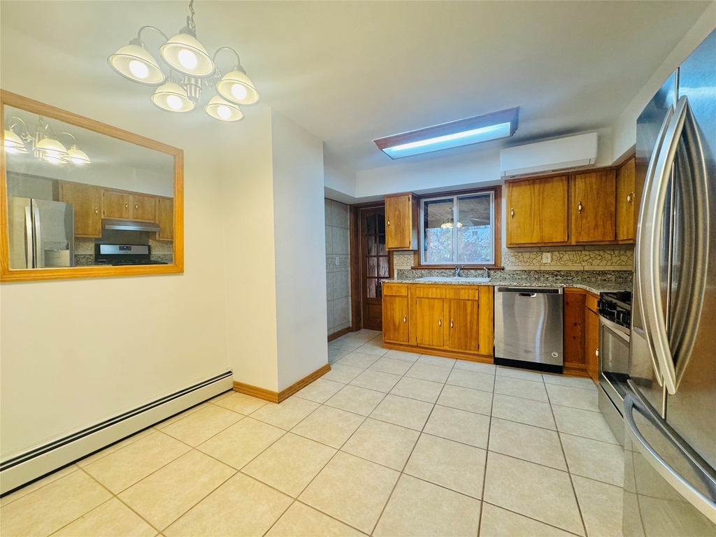 300 Rano Boulevard - Photo 4