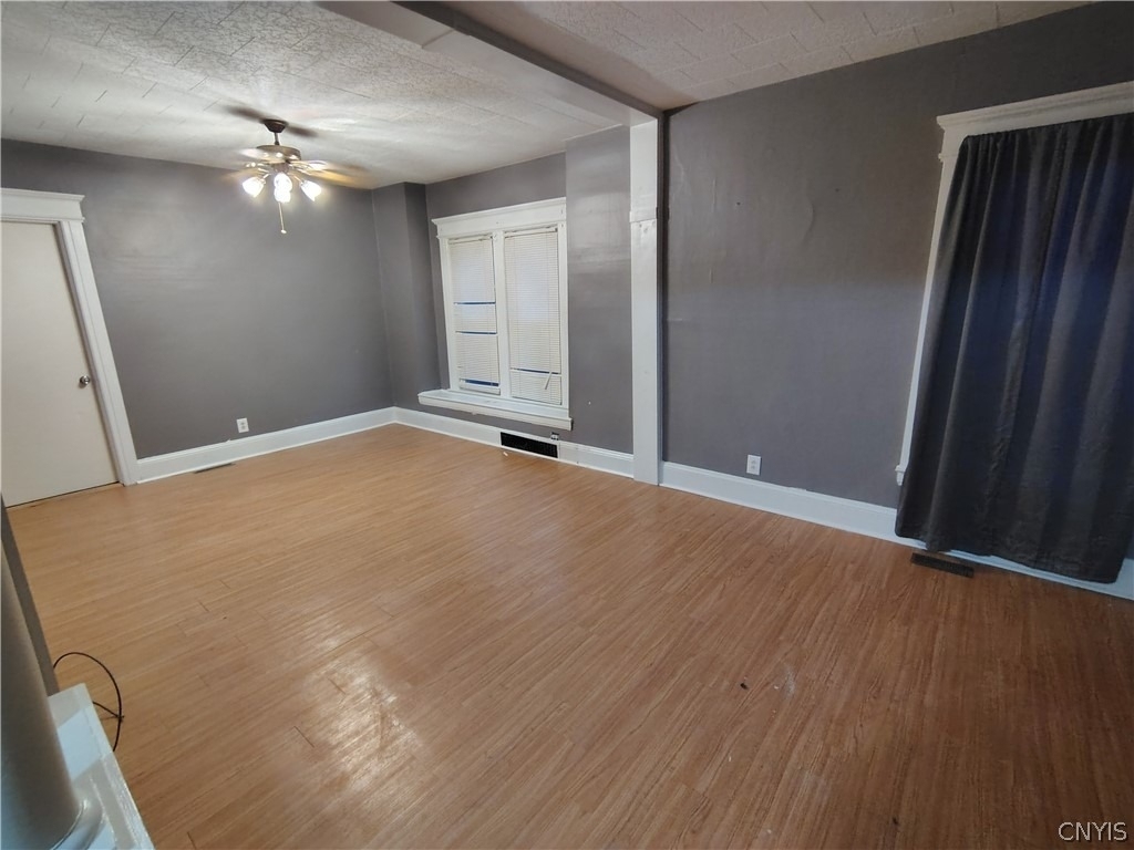 147 E Matson Avenue - Photo 2