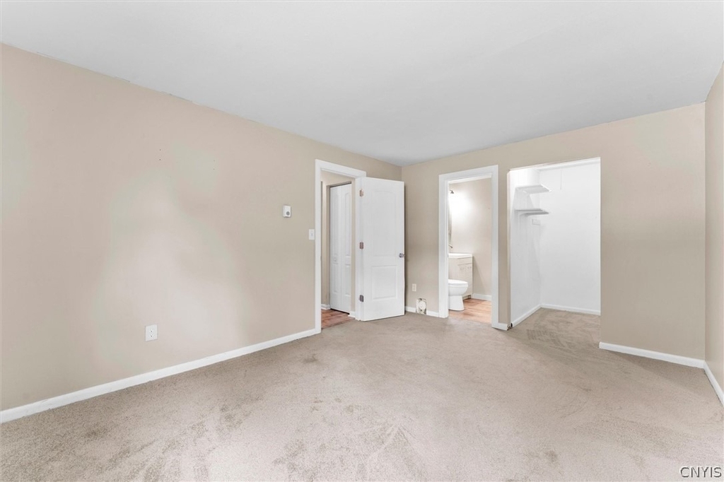 555 Village Boulevard N - Photo 7