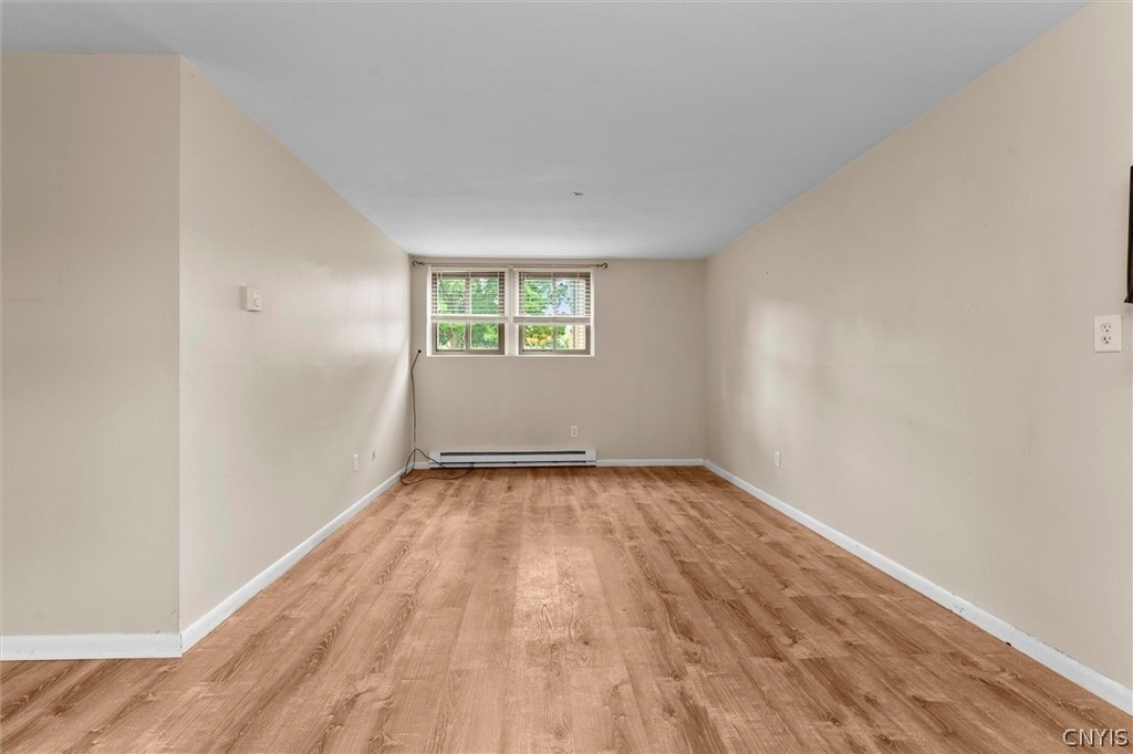 555 Village Boulevard N - Photo 6