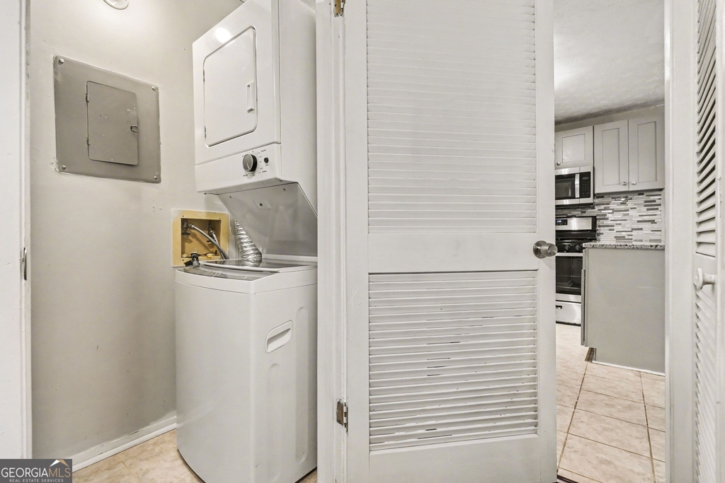 918 Dunbar Drive - Photo 12