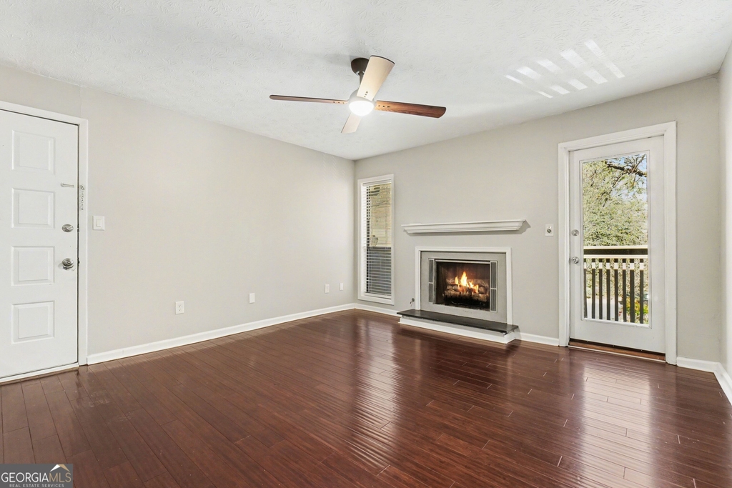 918 Dunbar Drive - Photo 3