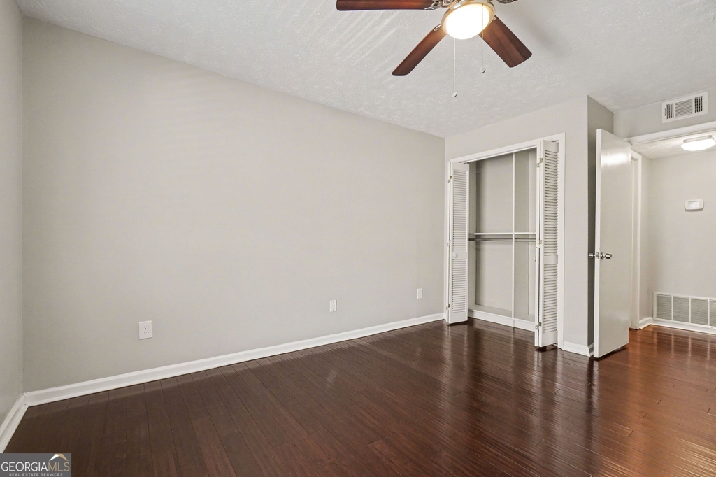 918 Dunbar Drive - Photo 10