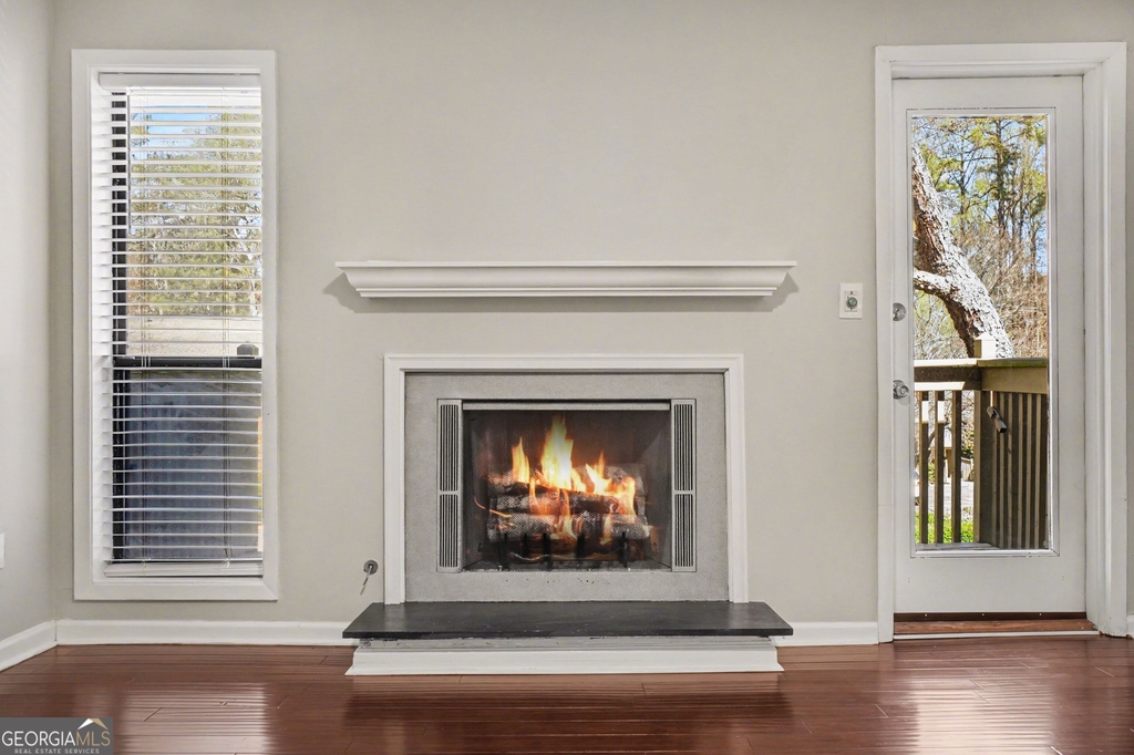 918 Dunbar Drive - Photo 4