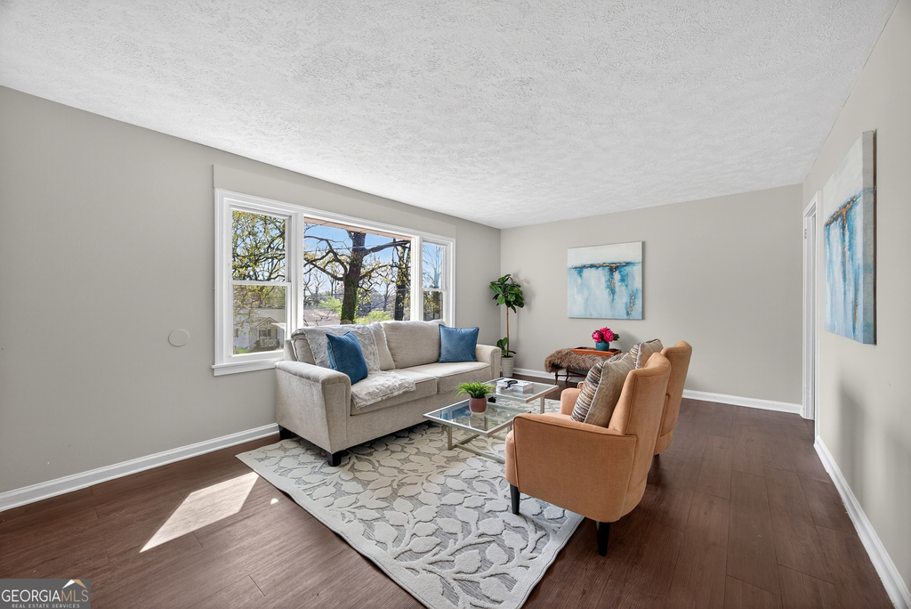 2064 Gober Avenue Se - Photo 5