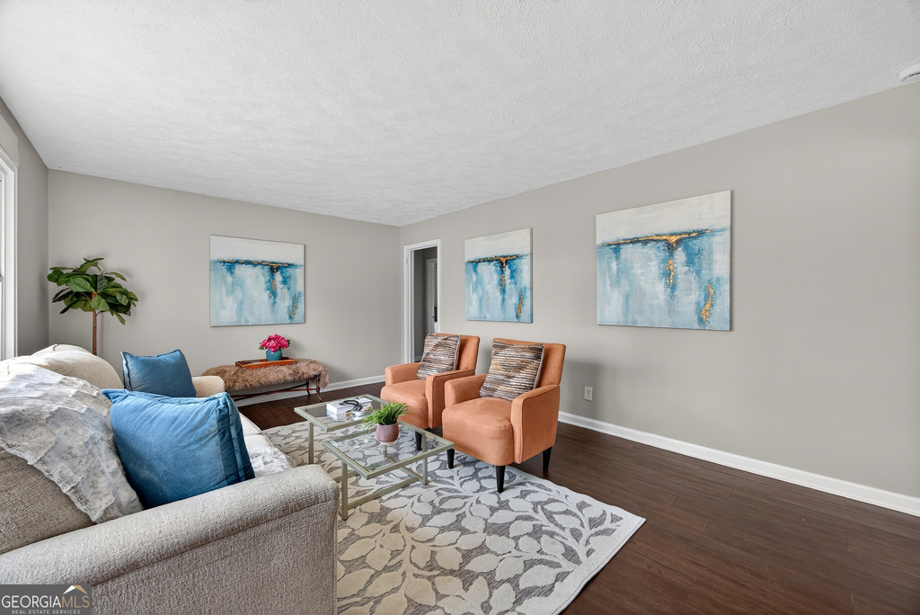 2064 Gober Avenue Se - Photo 4