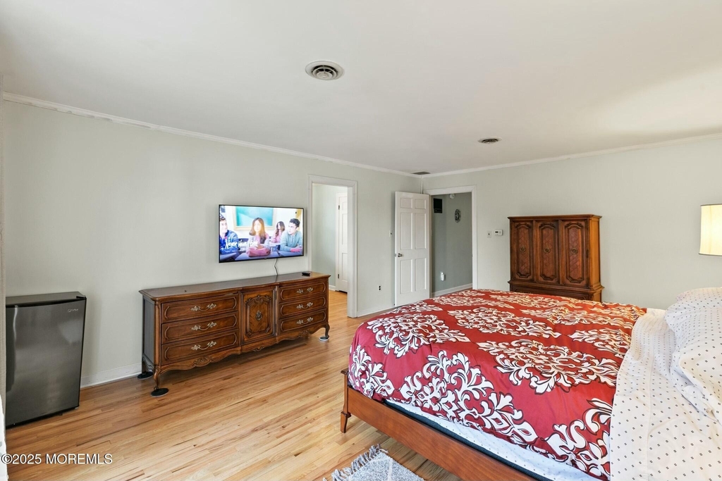 399 Golfview Drive - Photo 4