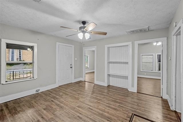 908 E Houston Street - Photo 12
