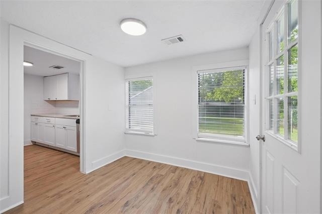 908 E Houston Street - Photo 4