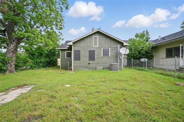 908 E Houston Street - Photo 25