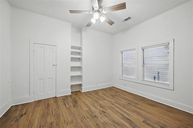 908 E Houston Street - Photo 13